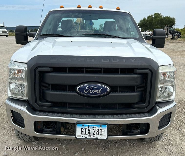 image for item DQ0924 2015 Ford  F350 Super Duty XL  Ext. Cab utility bed pickup truck