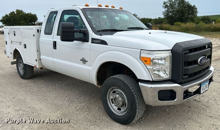 image for item DQ0924 2015 Ford  F350 Super Duty XL  Ext. Cab utility bed pickup truck