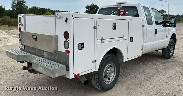 image for item DQ0924 2015 Ford  F350 Super Duty XL  Ext. Cab utility bed pickup truck