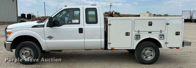 image for item DQ0924 2015 Ford  F350 Super Duty XL  Ext. Cab utility bed pickup truck