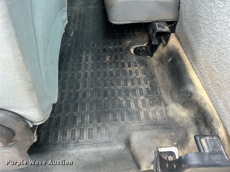 image for item DQ0924 2015 Ford  F350 Super Duty XL  Ext. Cab utility bed pickup truck