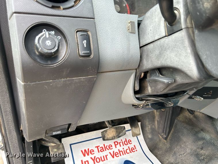 image for item DQ0924 2015 Ford  F350 Super Duty XL  Ext. Cab utility bed pickup truck