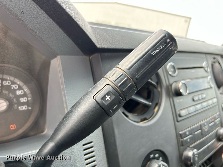 image for item DQ0924 2015 Ford  F350 Super Duty XL  Ext. Cab utility bed pickup truck