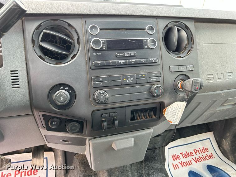 image for item DQ0924 2015 Ford  F350 Super Duty XL  Ext. Cab utility bed pickup truck