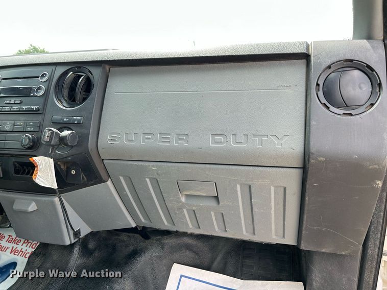 image for item DQ0924 2015 Ford  F350 Super Duty XL  Ext. Cab utility bed pickup truck