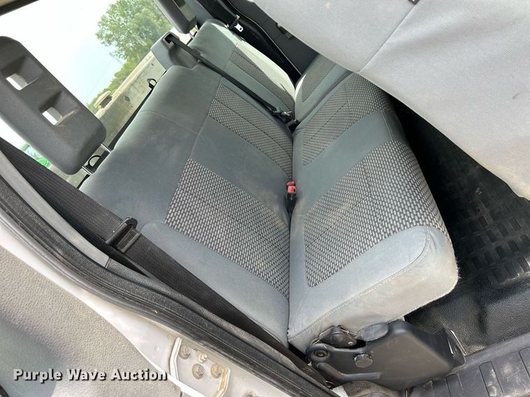 image for item DQ0924 2015 Ford  F350 Super Duty XL  Ext. Cab utility bed pickup truck