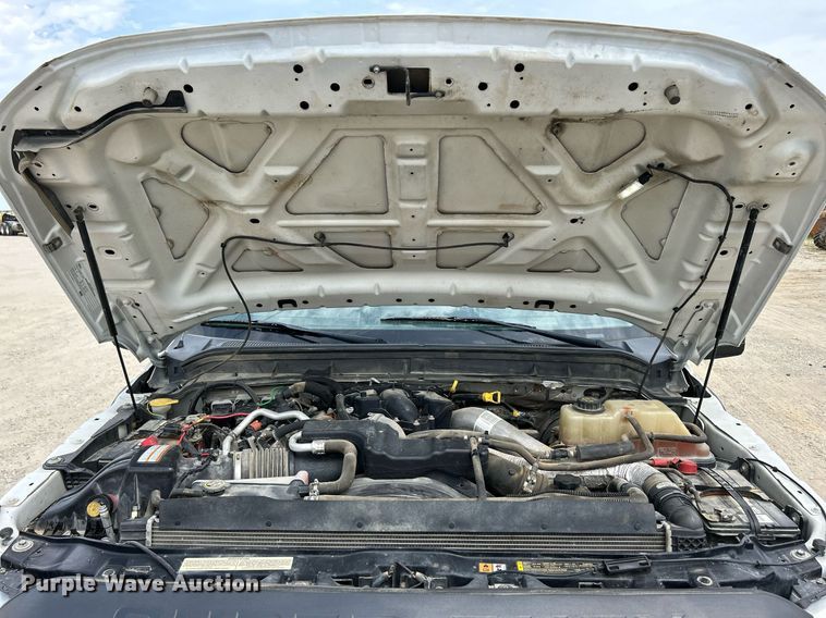 image for item DQ0924 2015 Ford  F350 Super Duty XL  Ext. Cab utility bed pickup truck