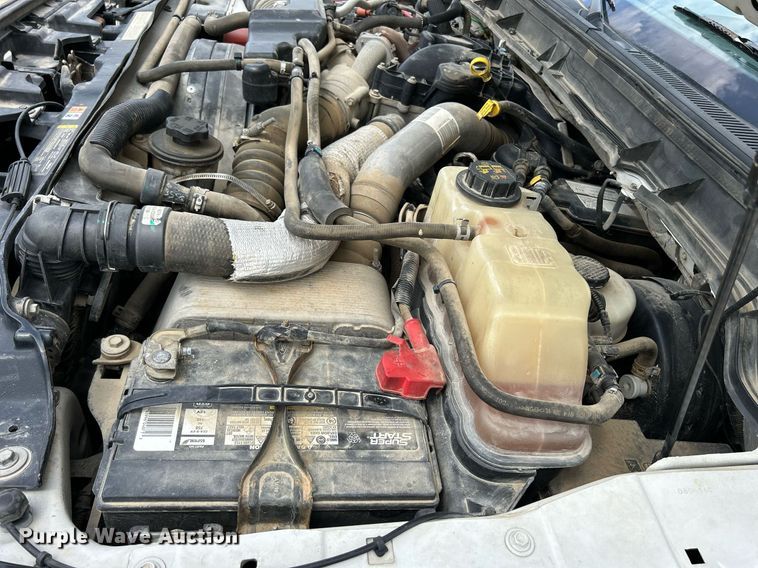 image for item DQ0924 2015 Ford  F350 Super Duty XL  Ext. Cab utility bed pickup truck