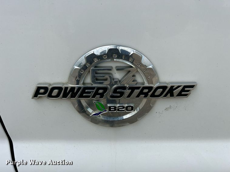 image for item DQ0924 2015 Ford  F350 Super Duty XL  Ext. Cab utility bed pickup truck