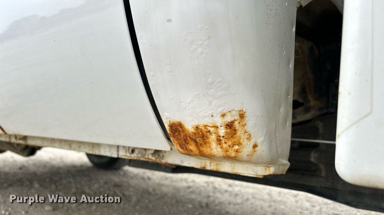 image for item DQ0924 2015 Ford  F350 Super Duty XL  Ext. Cab utility bed pickup truck