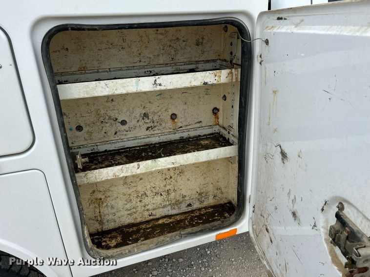 image for item DQ0924 2015 Ford  F350 Super Duty XL  Ext. Cab utility bed pickup truck