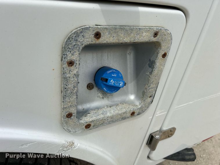 image for item DQ0924 2015 Ford  F350 Super Duty XL  Ext. Cab utility bed pickup truck