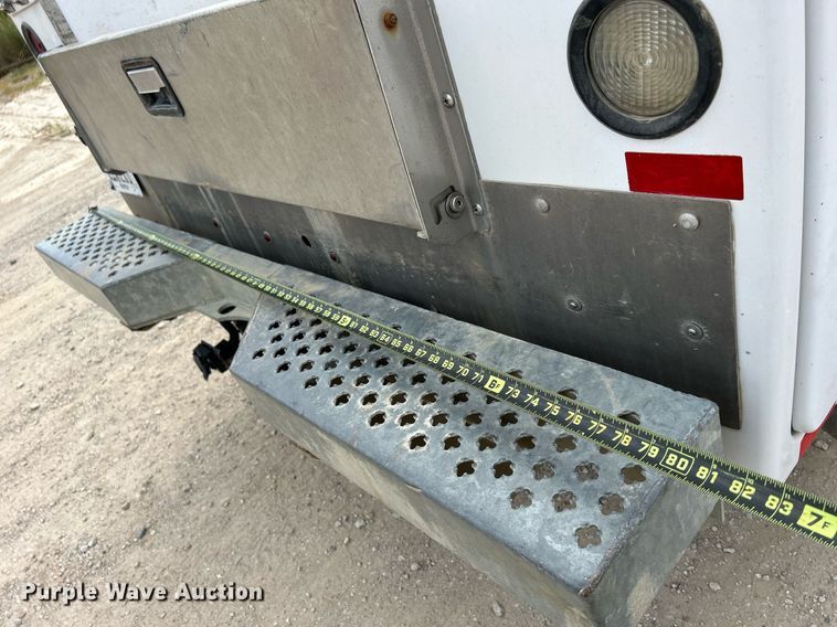 image for item DQ0924 2015 Ford  F350 Super Duty XL  Ext. Cab utility bed pickup truck