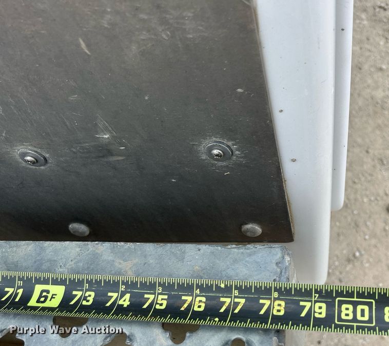 image for item DQ0924 2015 Ford  F350 Super Duty XL  Ext. Cab utility bed pickup truck