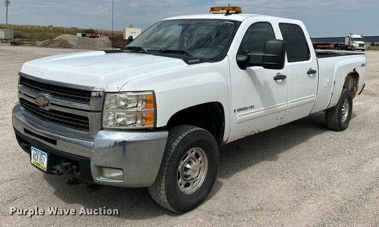 image for item DQ0925 2009 Chevrolet 2500HD  Crew Cab pickup truck