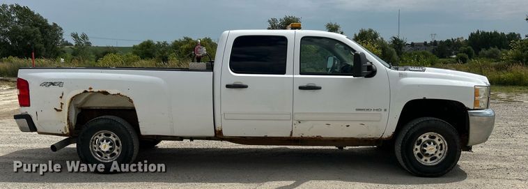 image for item DQ0925 2009 Chevrolet 2500HD  Crew Cab pickup truck