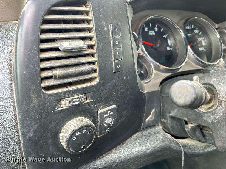 image for item DQ0925 2009 Chevrolet 2500HD  Crew Cab pickup truck