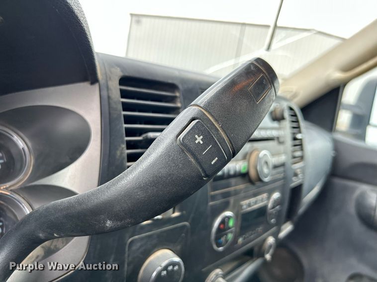 image for item DQ0925 2009 Chevrolet 2500HD  Crew Cab pickup truck