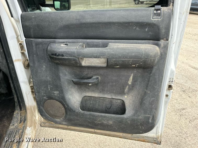 image for item DQ0925 2009 Chevrolet 2500HD  Crew Cab pickup truck