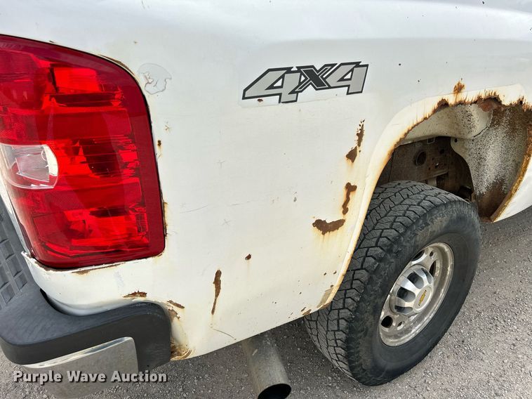 image for item DQ0925 2009 Chevrolet 2500HD  Crew Cab pickup truck