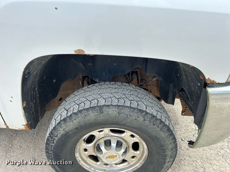 image for item DQ0925 2009 Chevrolet 2500HD  Crew Cab pickup truck