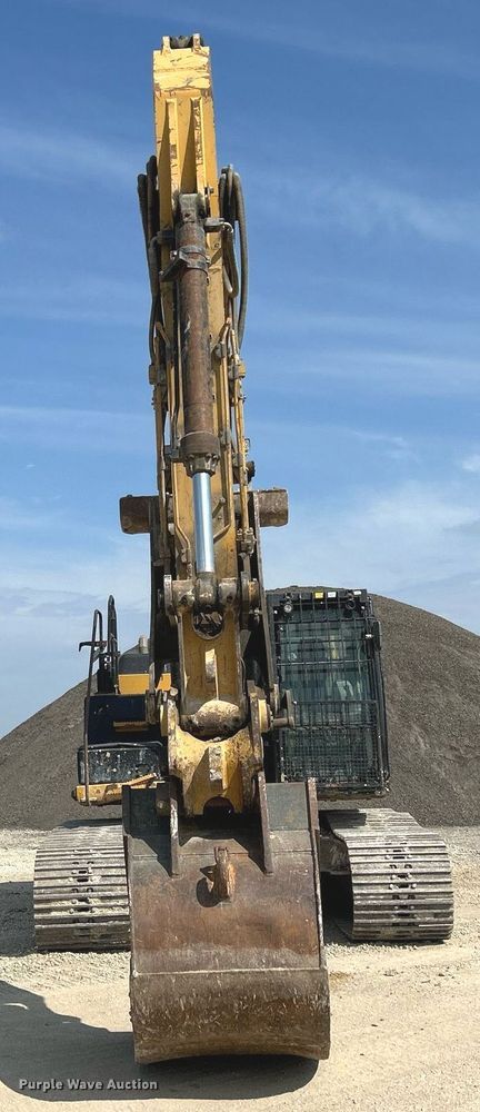 image for item DQ0926 2014 Caterpillar 329EL  excavator