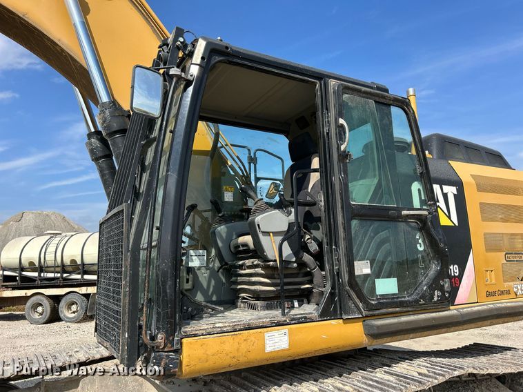 image for item DQ0926 2014 Caterpillar 329EL  excavator