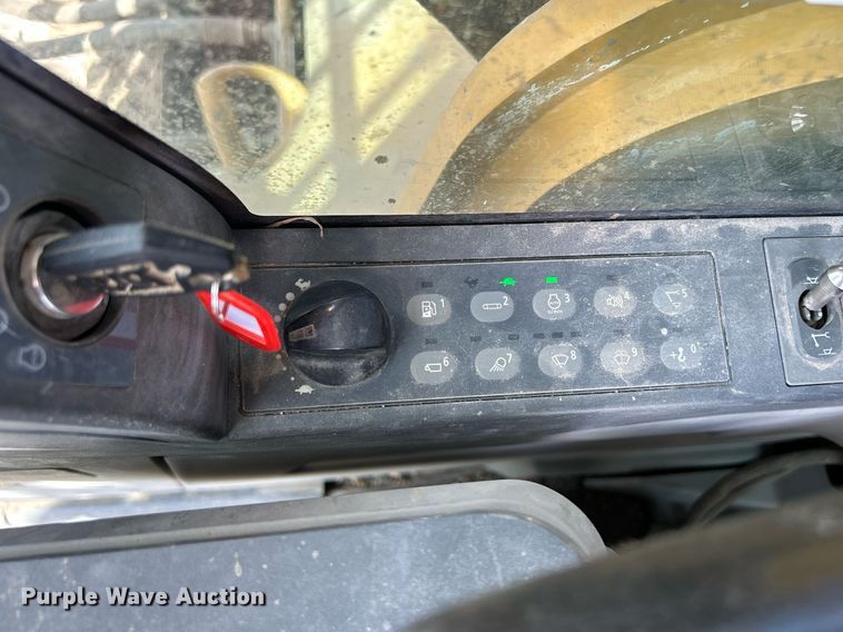 image for item DQ0926 2014 Caterpillar 329EL  excavator