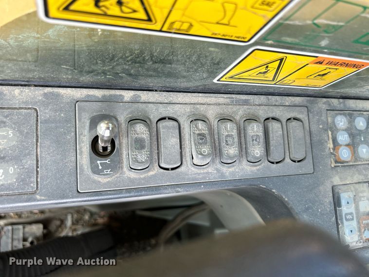 image for item DQ0926 2014 Caterpillar 329EL  excavator