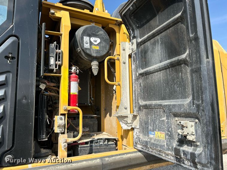 image for item DQ0926 2014 Caterpillar 329EL  excavator