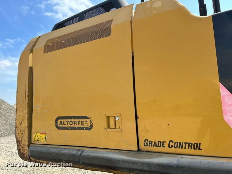 image for item DQ0926 2014 Caterpillar 329EL  excavator