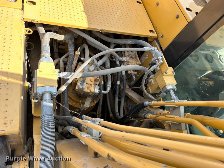 image for item DQ0926 2014 Caterpillar 329EL  excavator