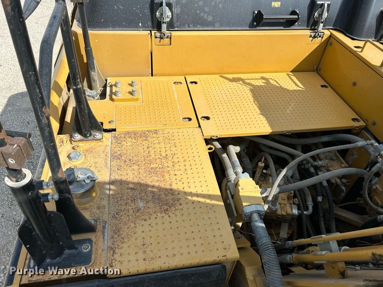 image for item DQ0926 2014 Caterpillar 329EL  excavator