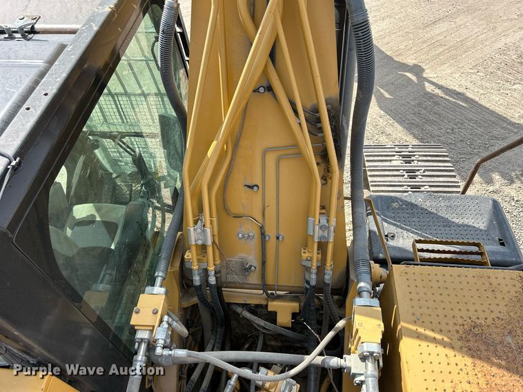 image for item DQ0926 2014 Caterpillar 329EL  excavator