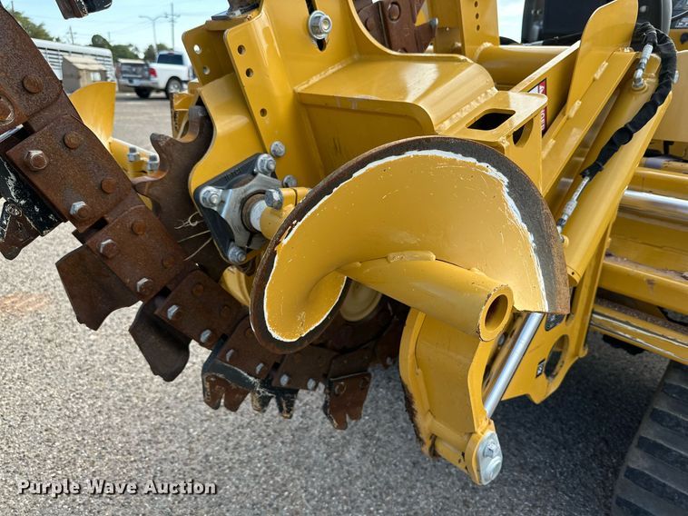 image for item DQ1368 2009 Vermeer RTX750  trencher