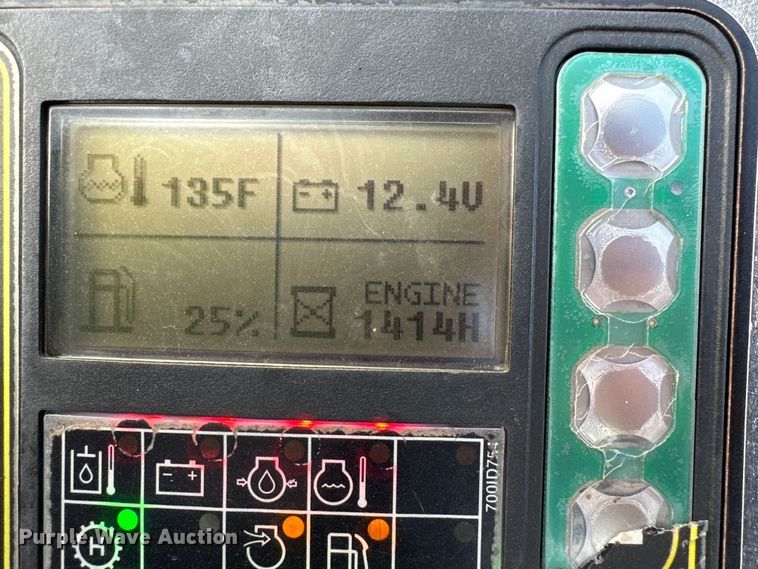 image for item DQ1368 2009 Vermeer RTX750  trencher