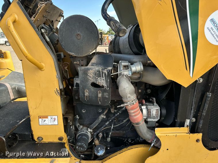 image for item DQ1368 2009 Vermeer RTX750  trencher