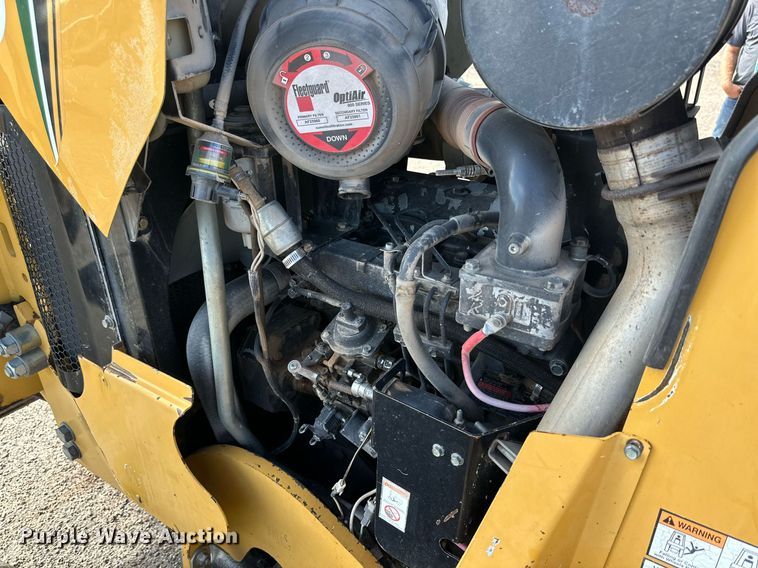 image for item DQ1368 2009 Vermeer RTX750  trencher