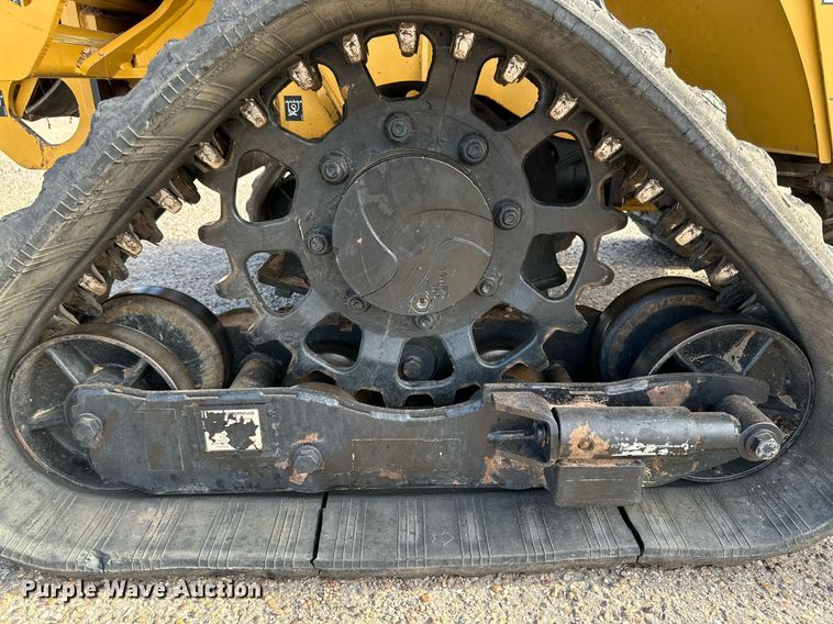 image for item DQ1368 2009 Vermeer RTX750  trencher