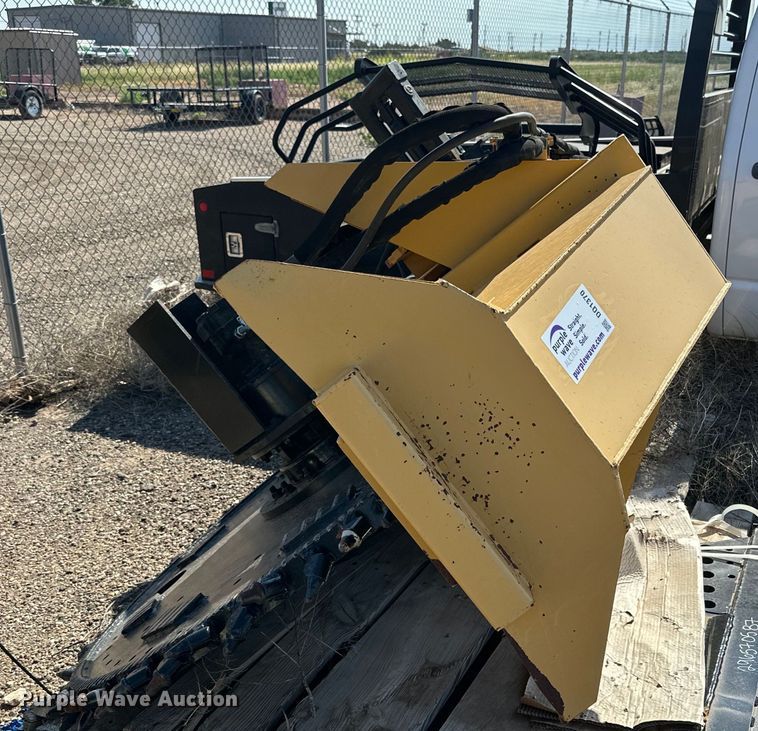 image for item DQ1368 2009 Vermeer RTX750  trencher