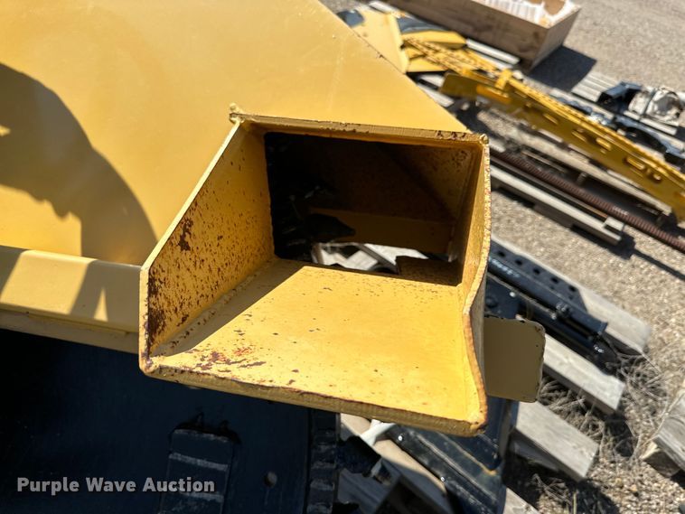 image for item DQ1368 2009 Vermeer RTX750  trencher