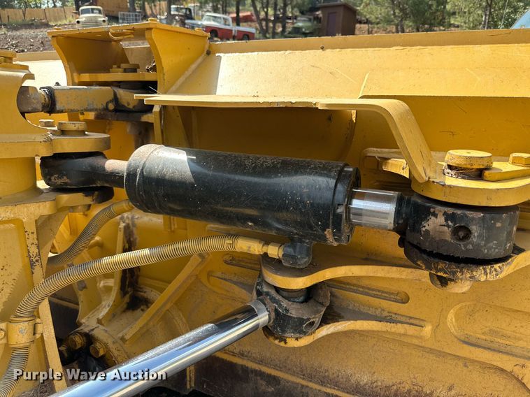 image for item DQ1376 2015 Caterpillar D6N XL  dozer