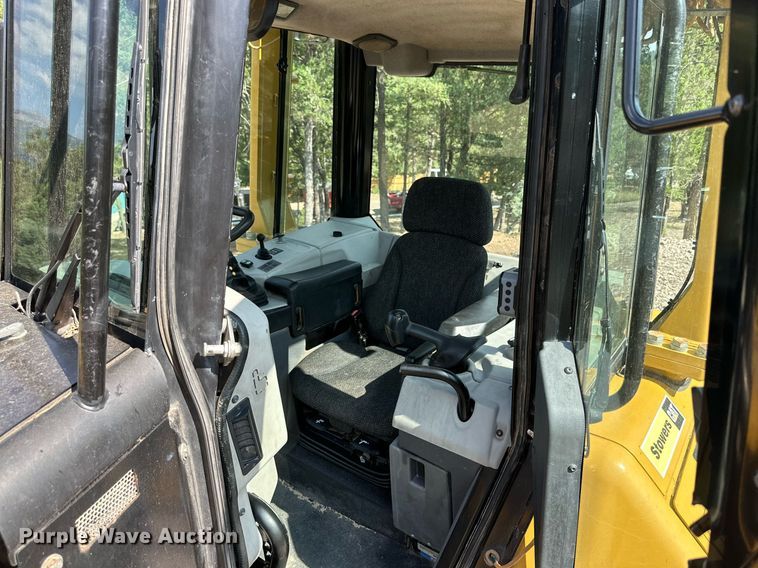 image for item DQ1376 2015 Caterpillar D6N XL  dozer