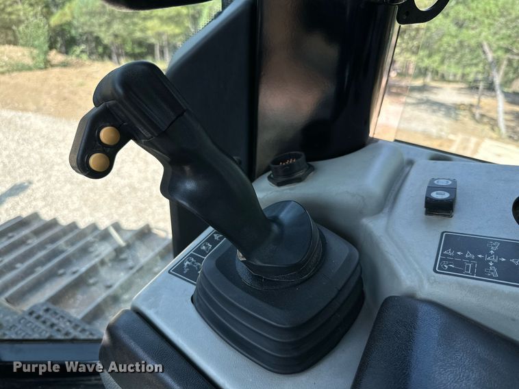 image for item DQ1376 2015 Caterpillar D6N XL  dozer