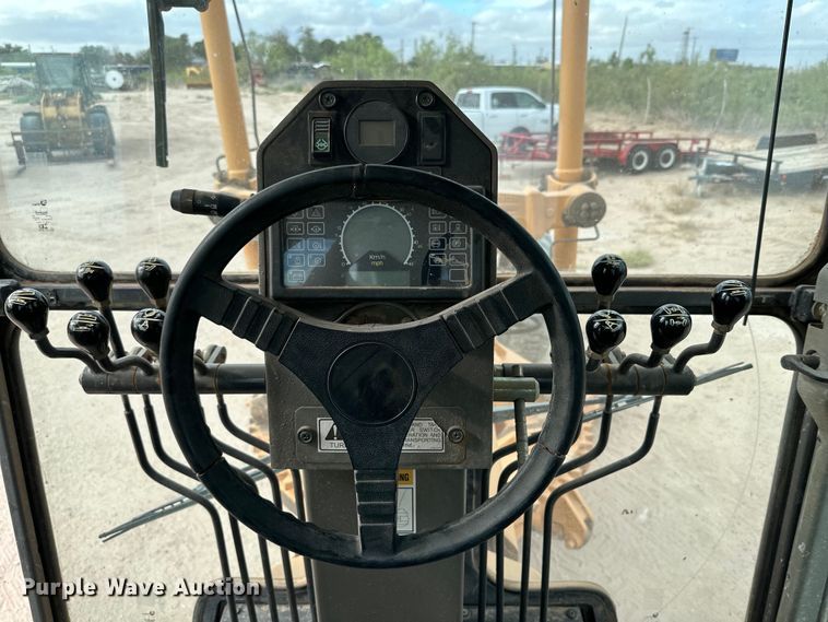 image for item DQ1378 2006 Case 865  motor grader