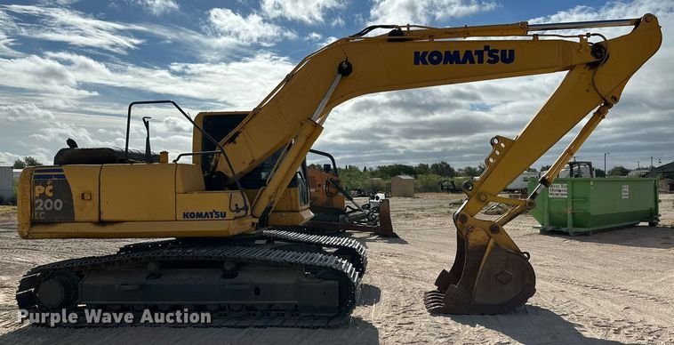 image for item DQ1379 2007 Komatsu PC200LC-8  excavator