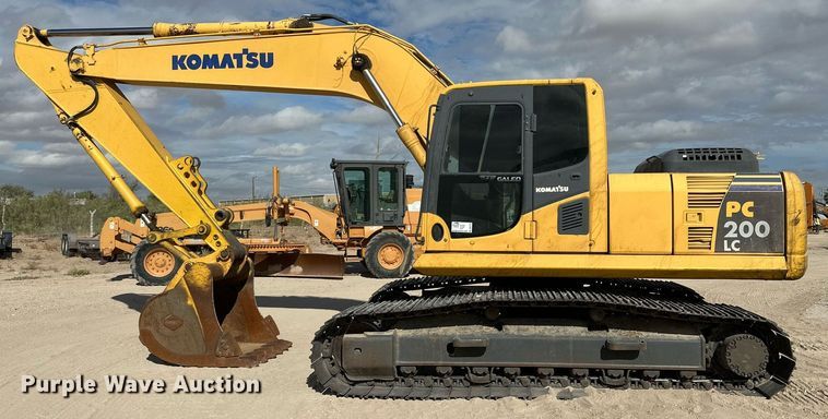 image for item DQ1379 2007 Komatsu PC200LC-8  excavator