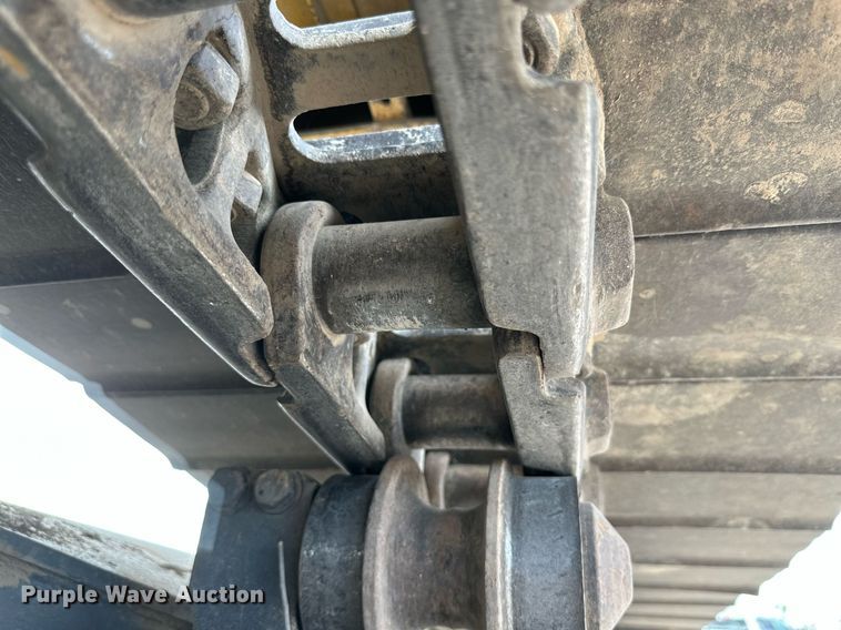 image for item DQ1379 2007 Komatsu PC200LC-8  excavator