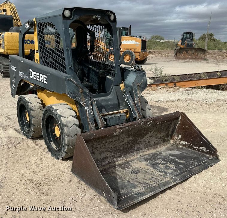 image for item DQ1380 2014 John Deere 318D  skid steer loader