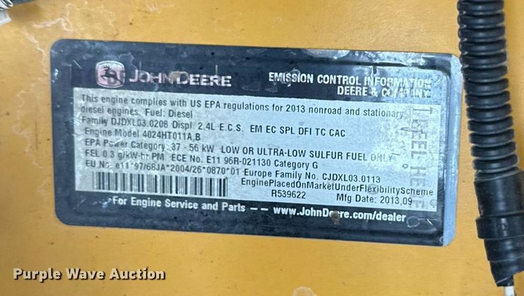 image for item DQ1380 2014 John Deere 318D  skid steer loader